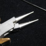 Round pliers and wire