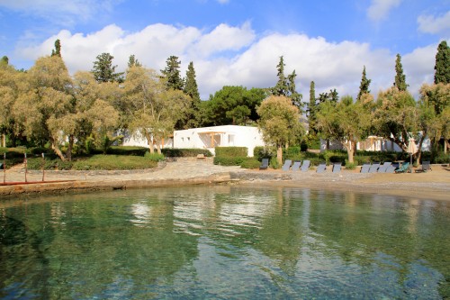 How to Plan your Dream Vacation in Crete - Bungalows at Minos Beach Hotel, Agios Nikolaos