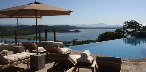 Monday Off at Casa Colina Mexico: Pool and View 