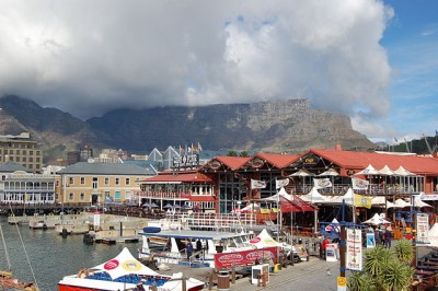 8 Experiences Not to Miss in Southern Africa: View of Table Mountain, CapeTown, South Africa