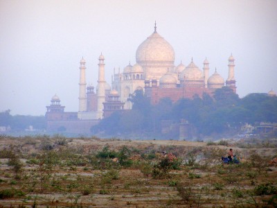 The-Taj-Mahal-through-smoke-Agra-India (pic: Natasha von Geldern)