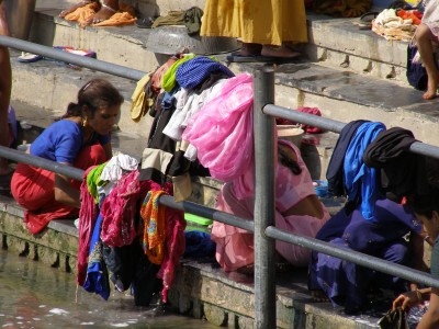 Washer-women-in-Udaipur-India
