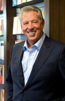 John Maxwell and How Bloggers Kill Their Top Blogger Dream 