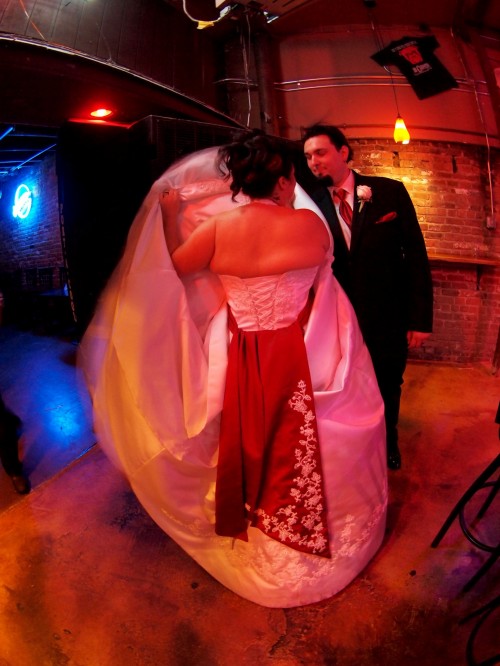 How to Shoot a Dream Wedding: Bride and Groom dance